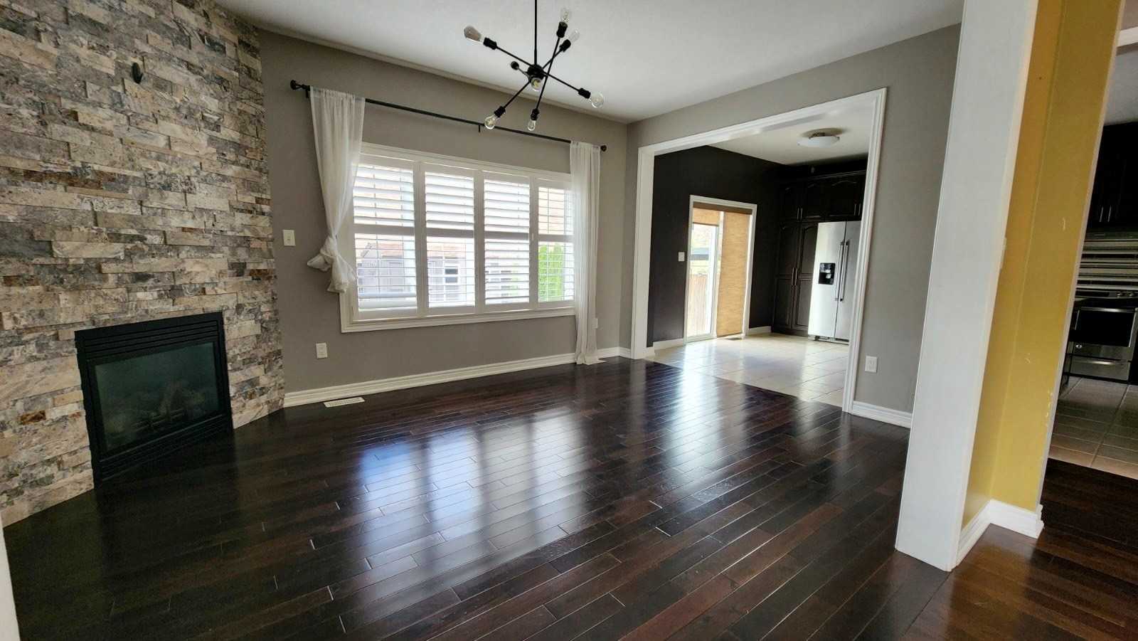 72 Secinaro Ave