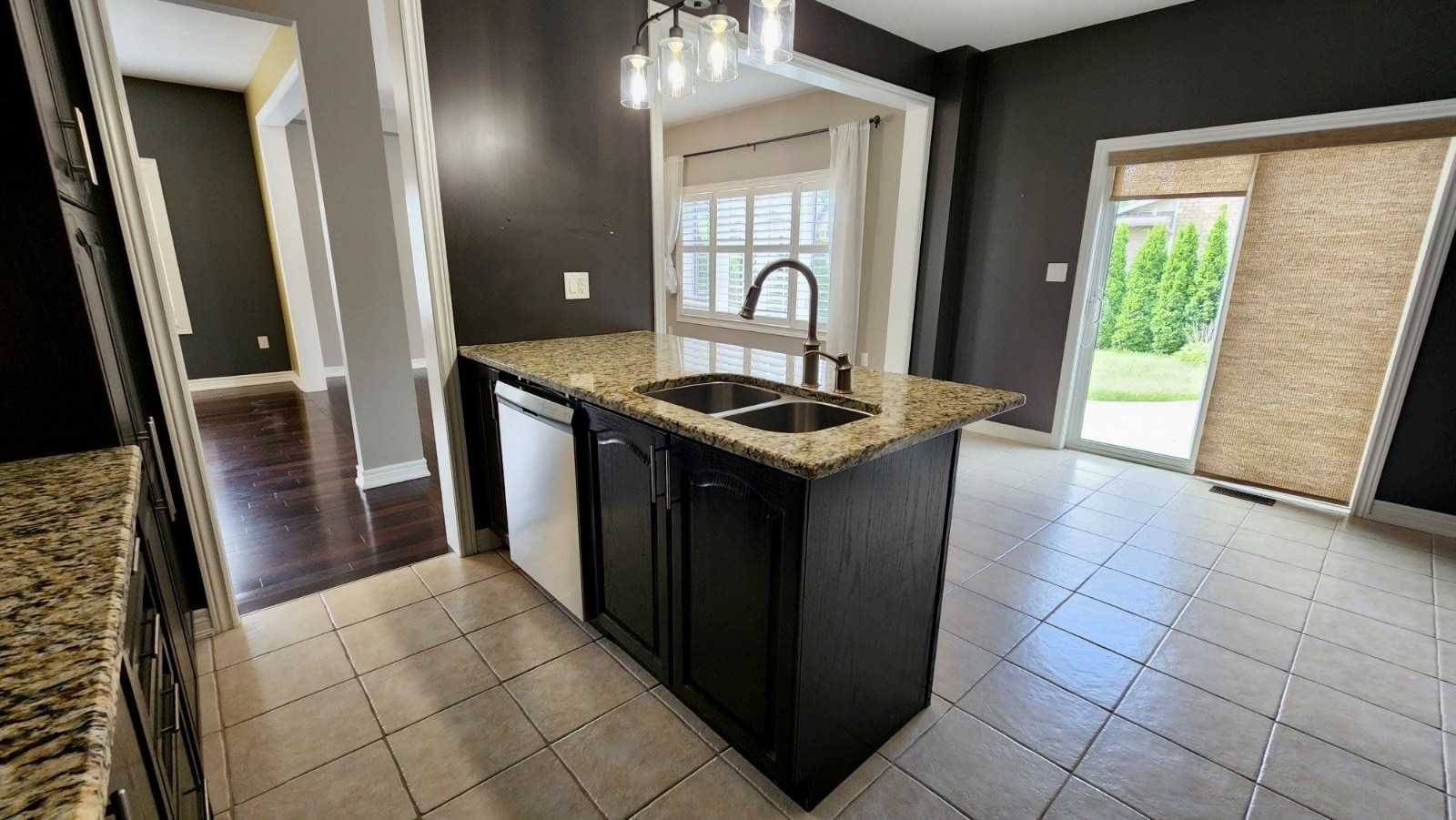 72 Secinaro Ave