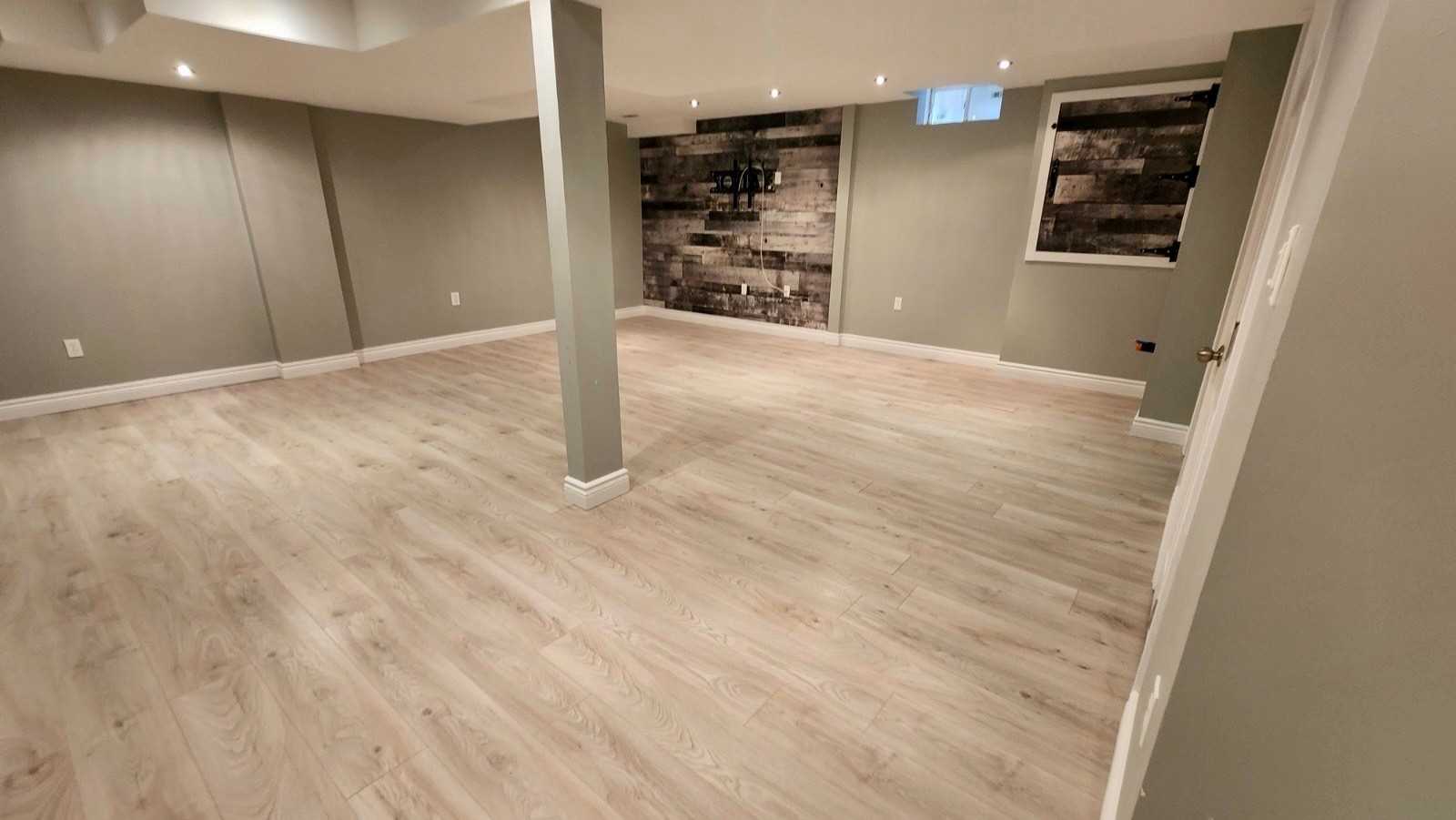 72 Secinaro Ave
