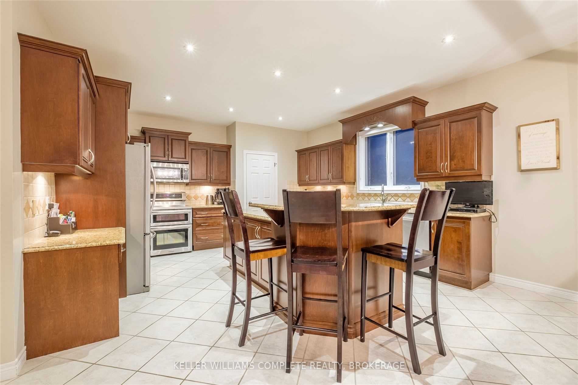 Listing X5664972 - Large Photo # 10