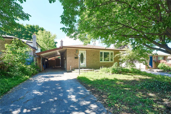 2233 Springwood Rd, Peterborough