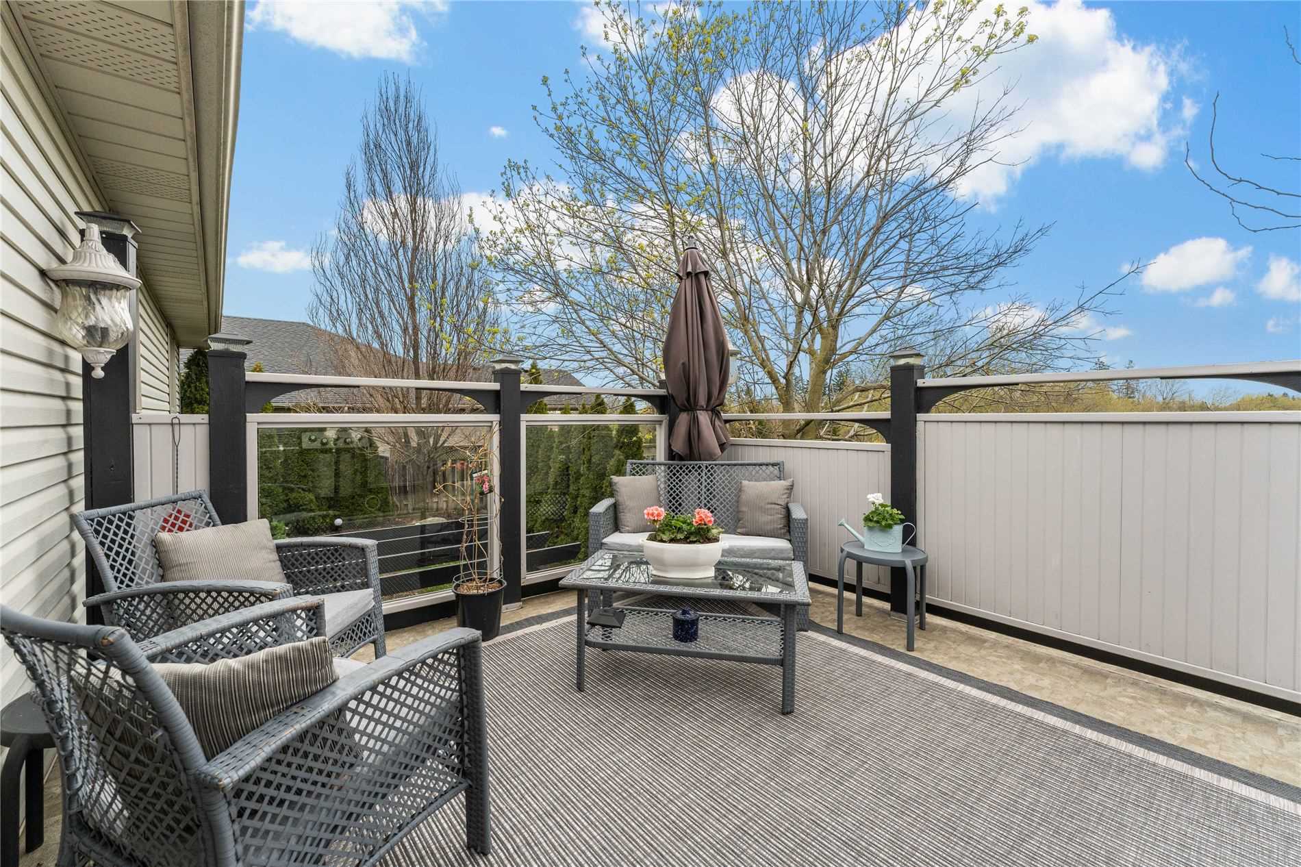 17 Bradbury Cres