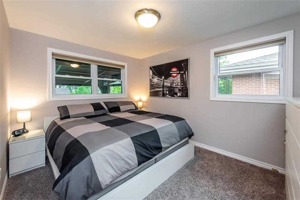 47 Blossom Ave