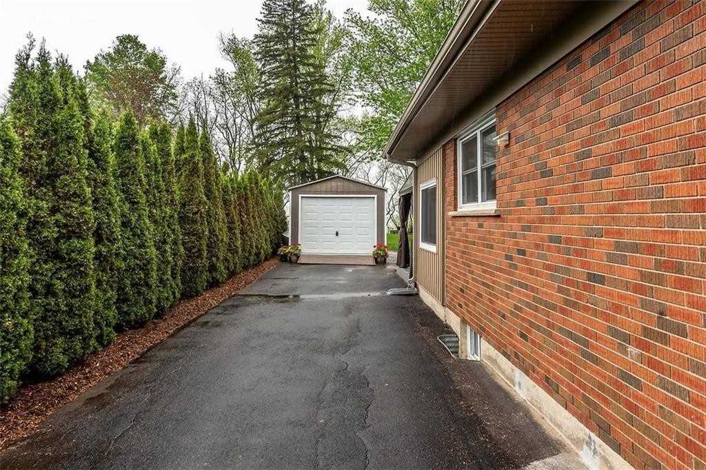 47 Blossom Ave