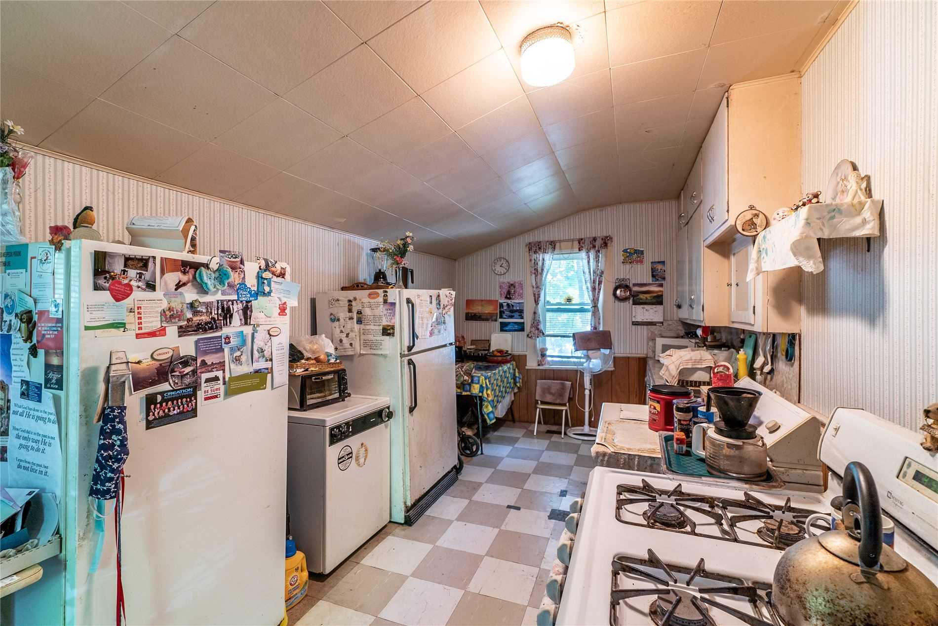 1 Simcoe St