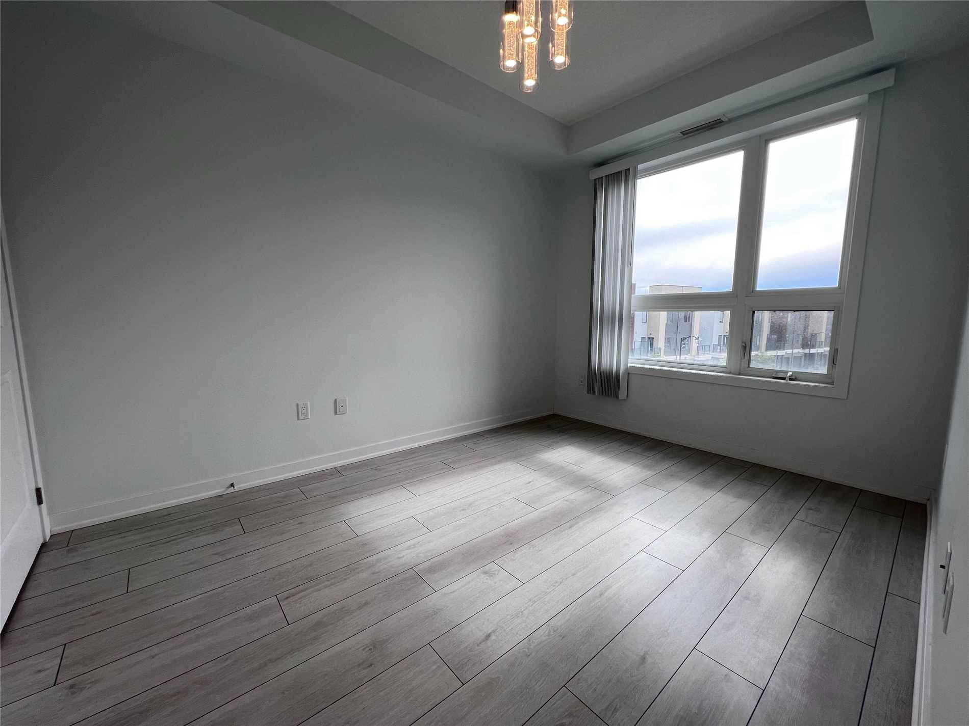 101 Shoreview Pl, #326