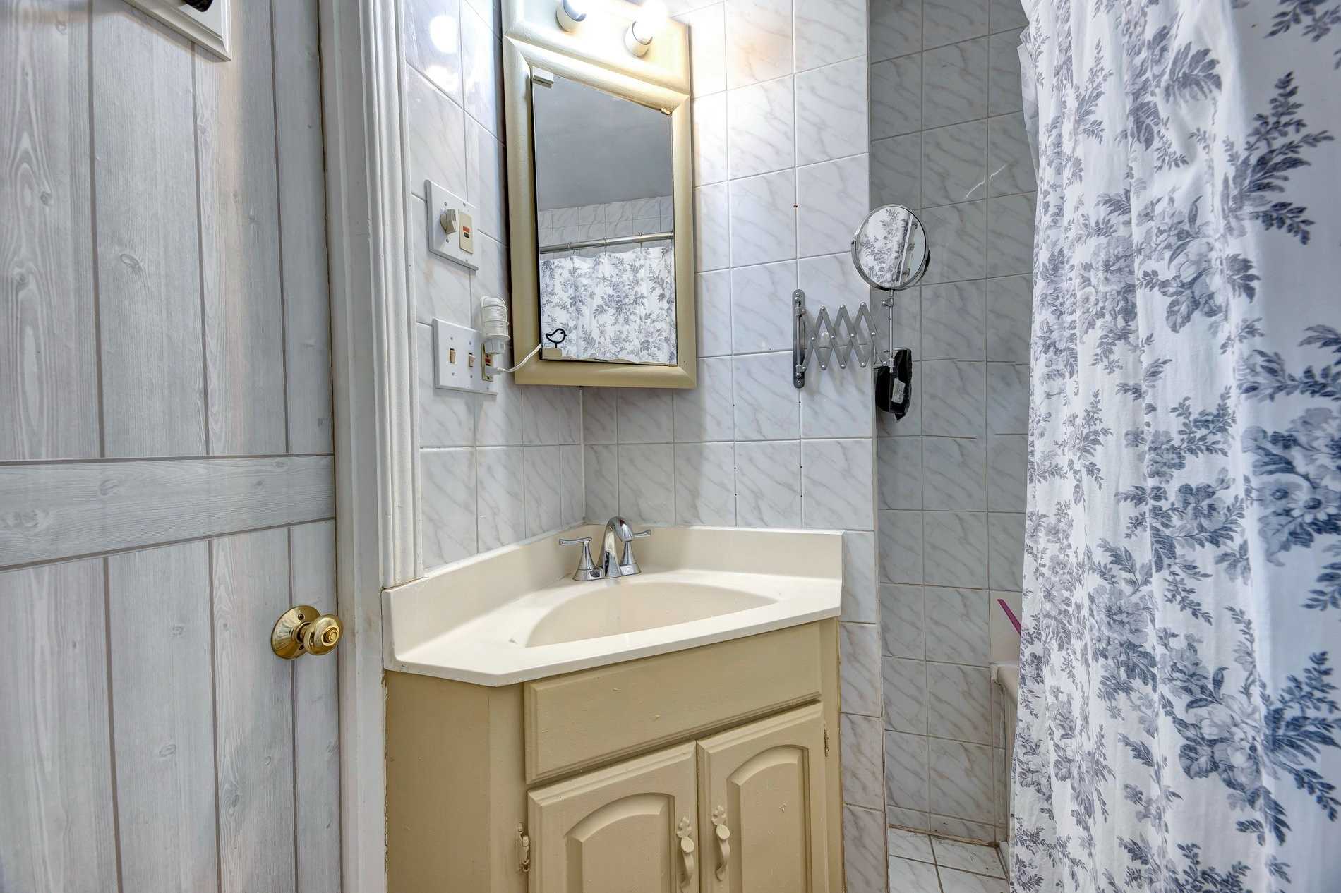 Listing X5685435 - Large Photo # 32