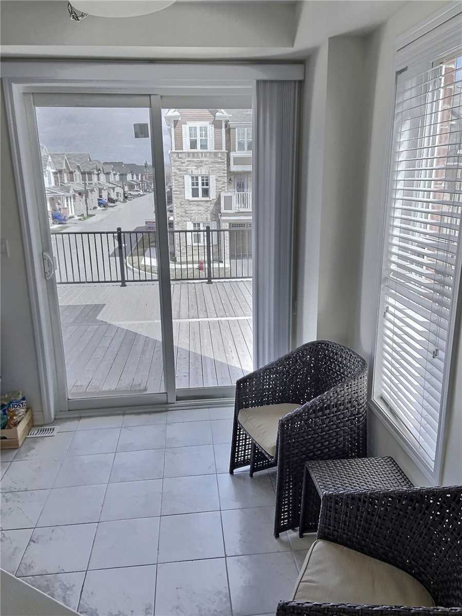 22 Spring Creek Dr, #5