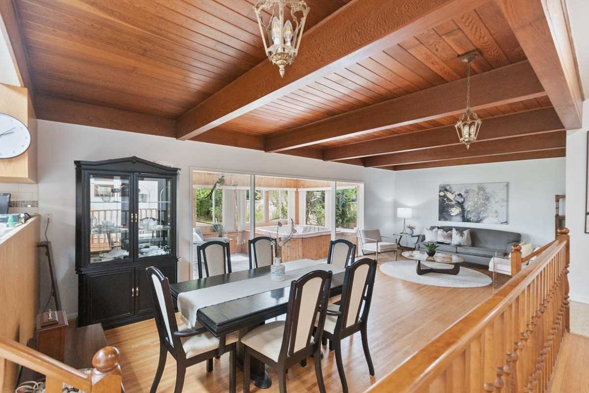 3 Valerie Dr