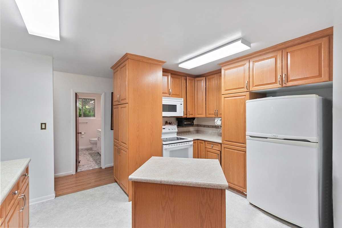 3 Valerie Dr