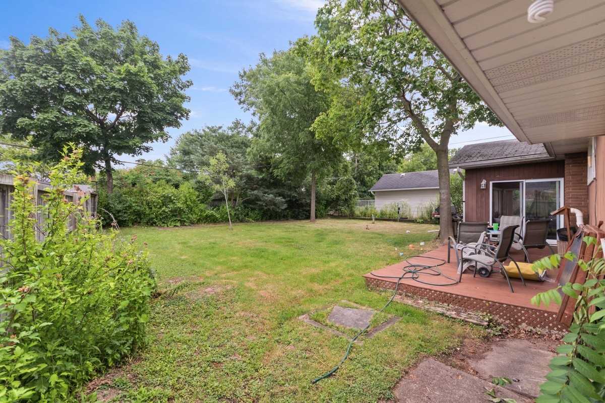 3 Valerie Dr