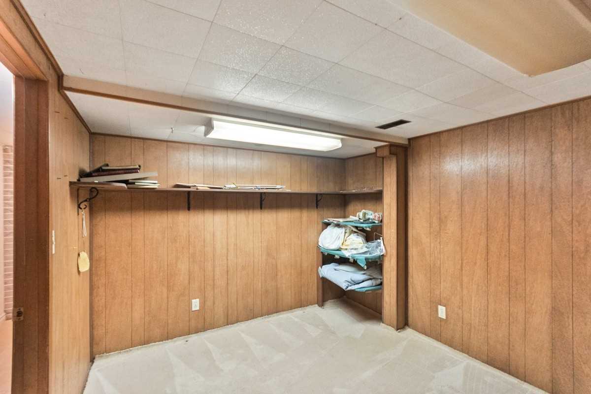3 Valerie Dr