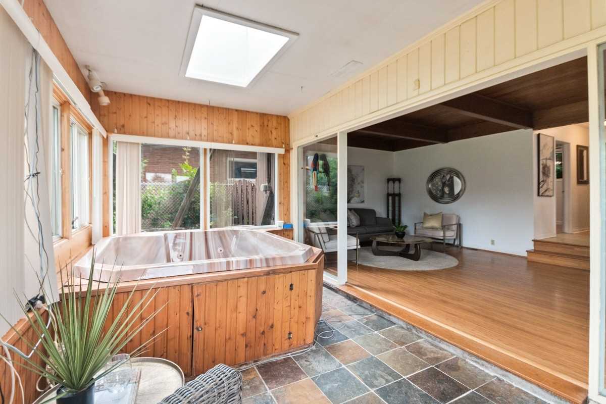 3 Valerie Dr