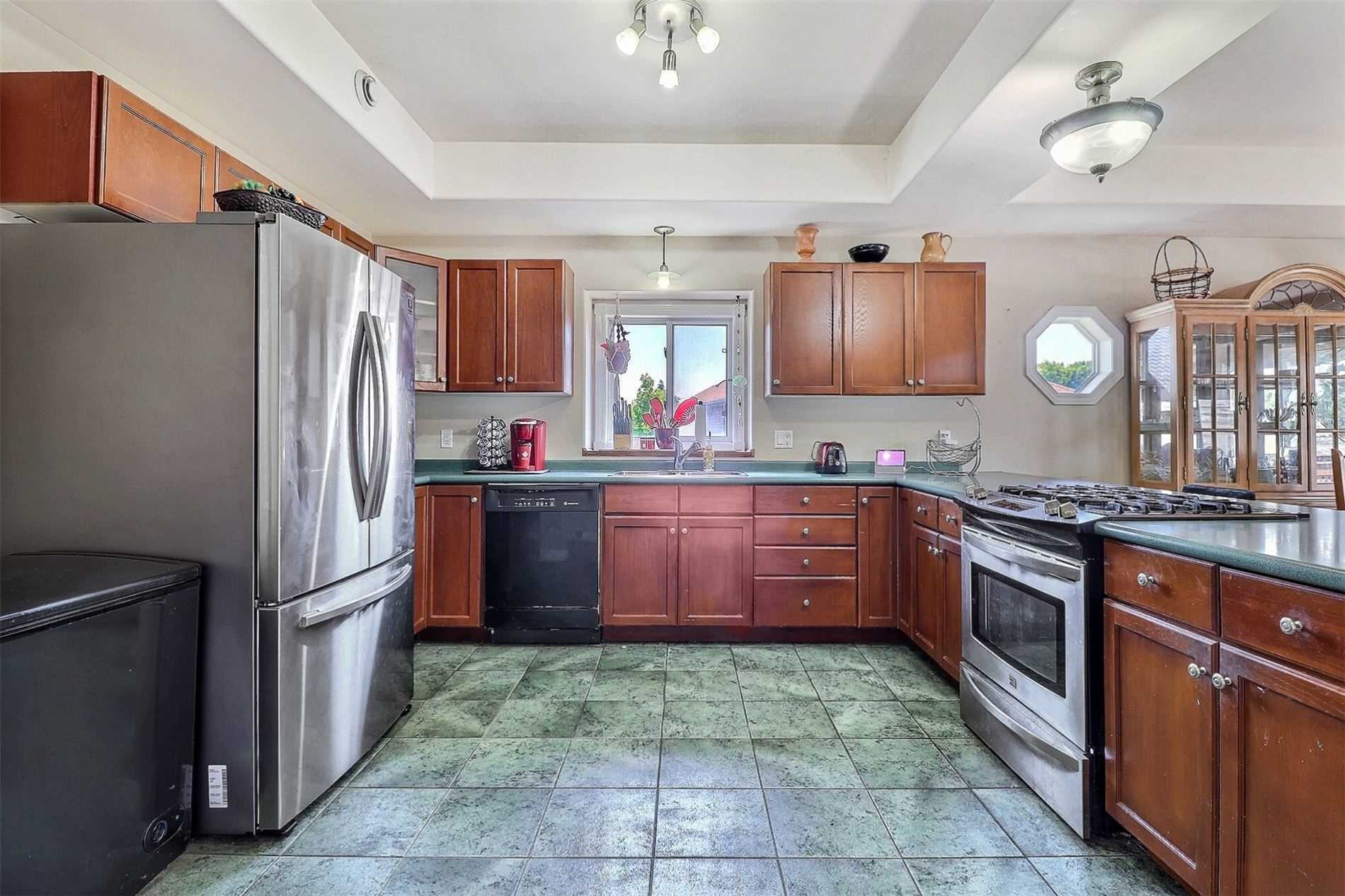 Listing X5688631 - Large Photo # 5