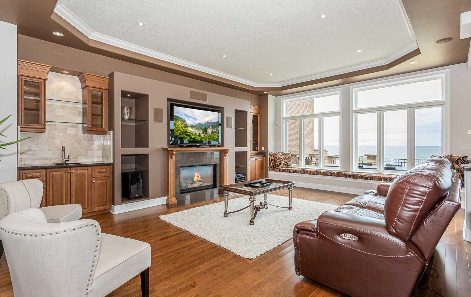 112 Watercrest Dr