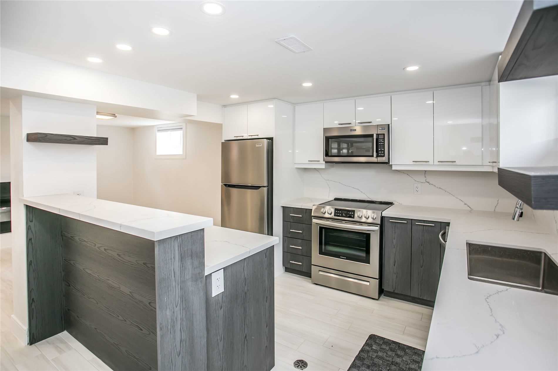 105 Irene Ave, #Lower