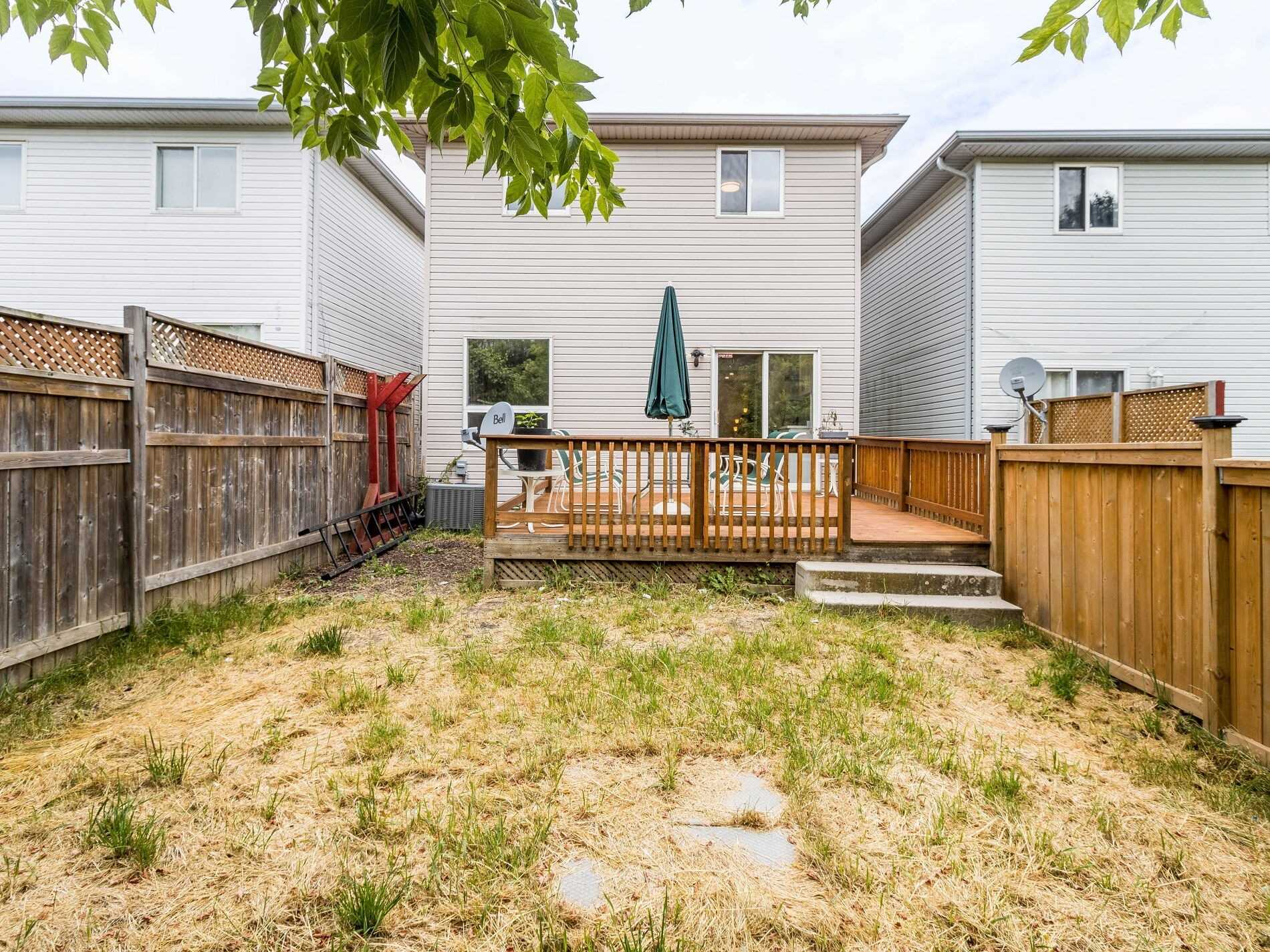 69 Westmeadow Dr