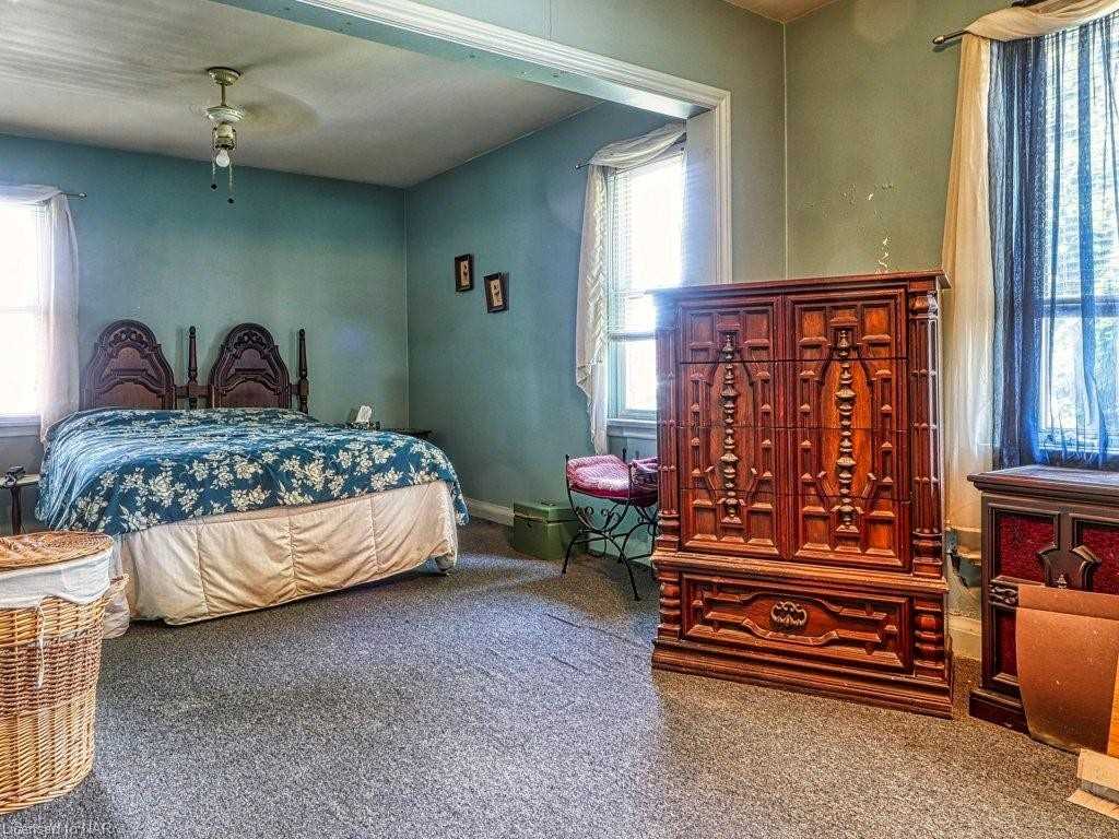 72 Else St