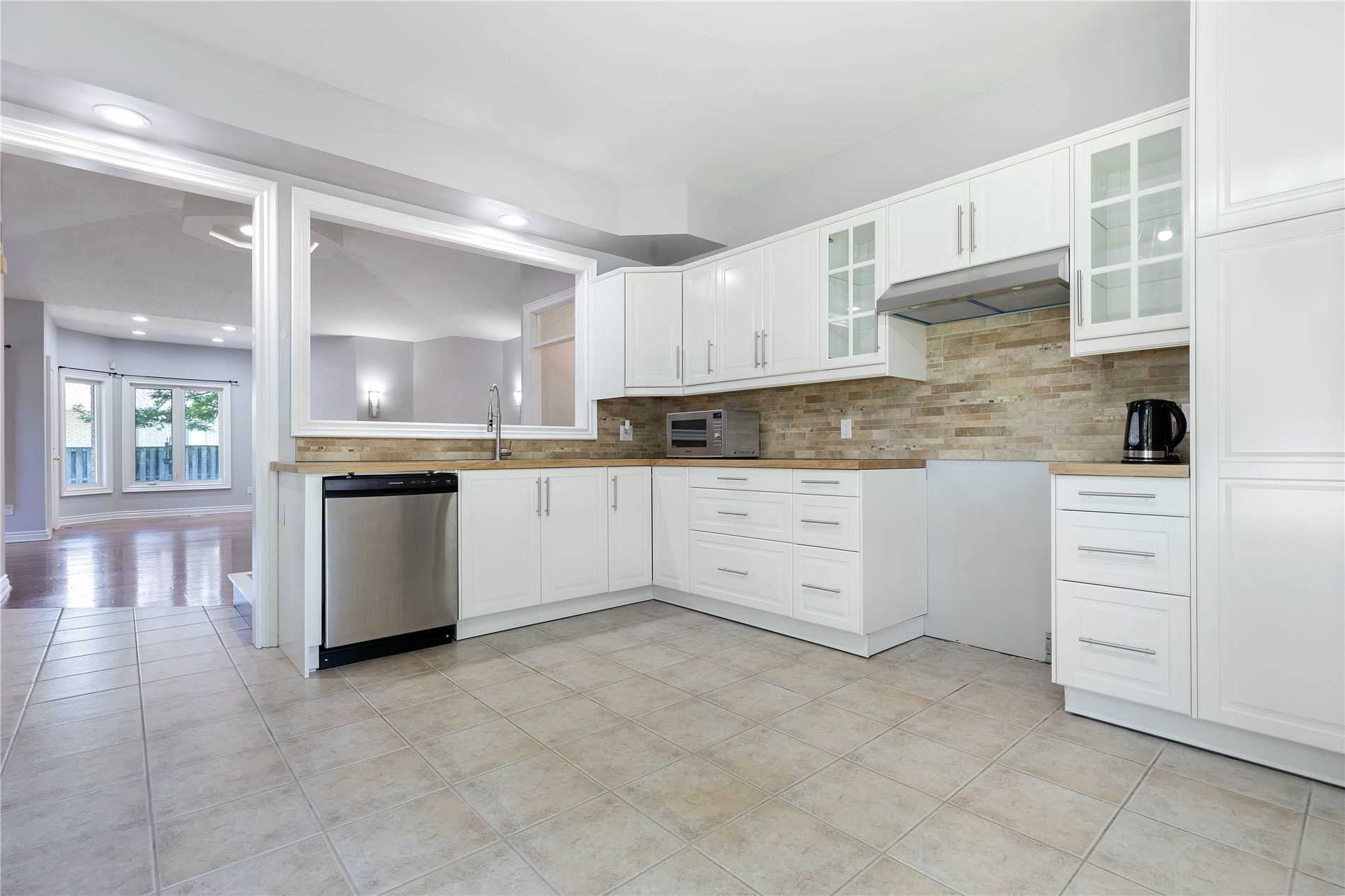 83 Jasmine Dr