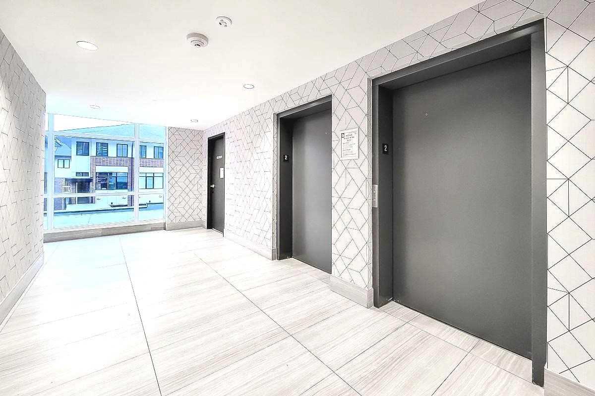 16 Markle Cres, #213
