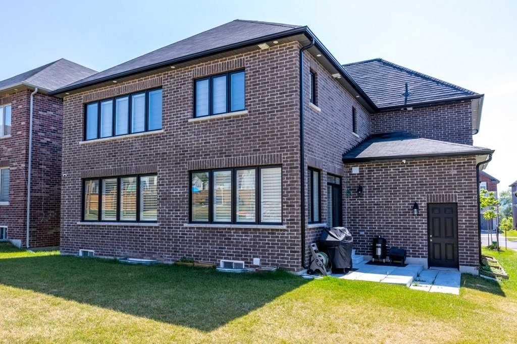 56 Highlands Blvd