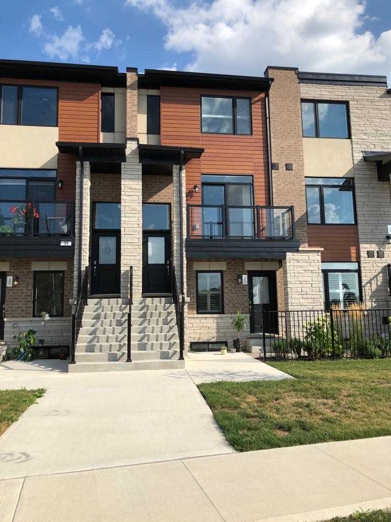 590 North Service Rd, #31