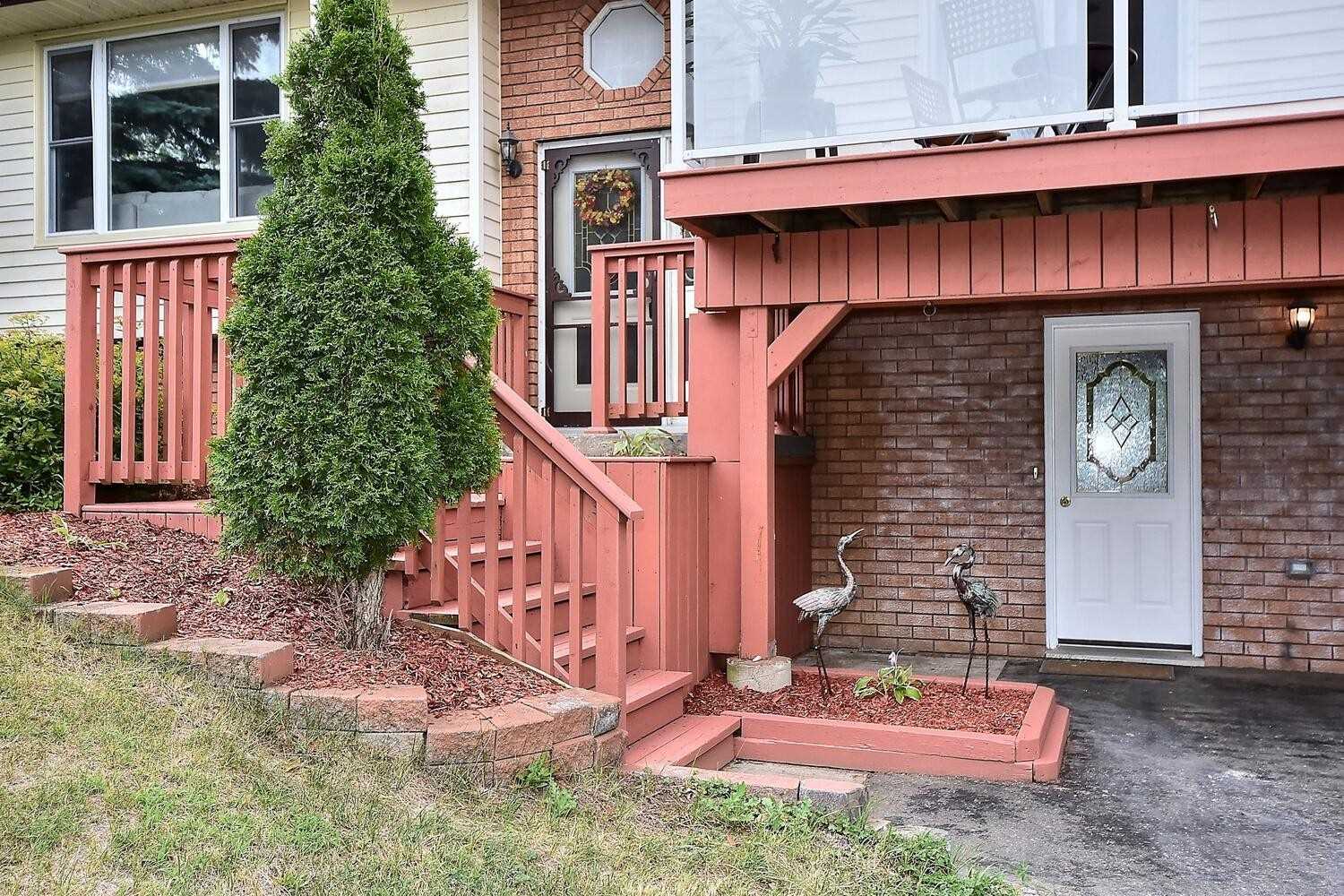 118 Water St
