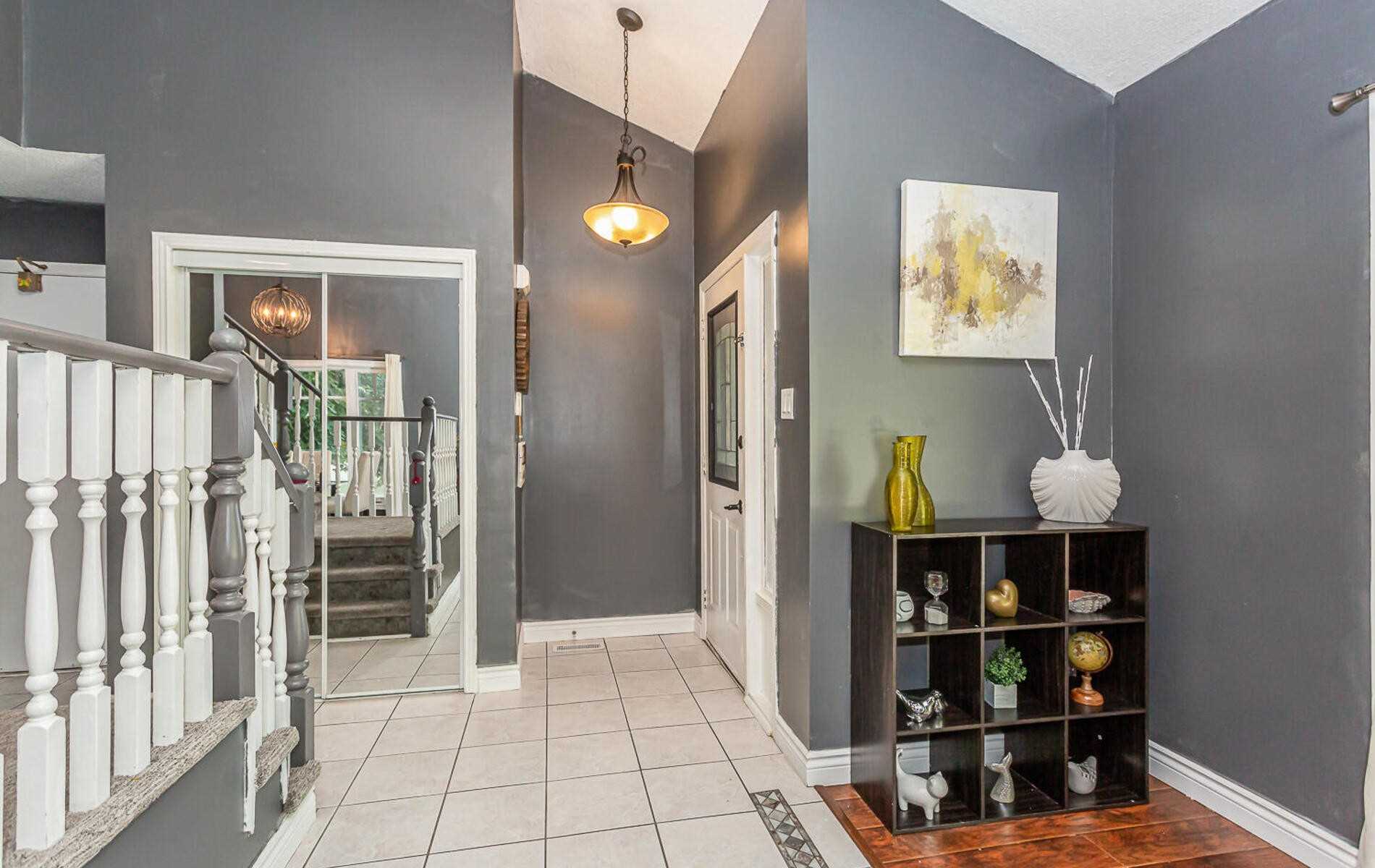 69 Dalton Cres