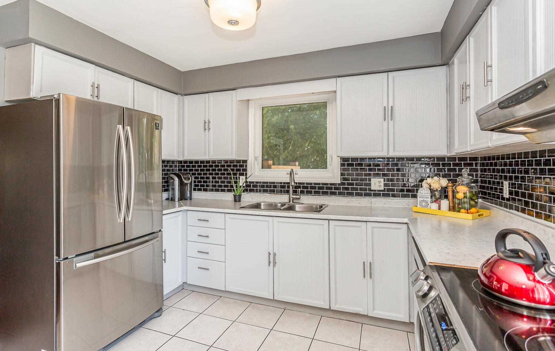 69 Dalton Cres