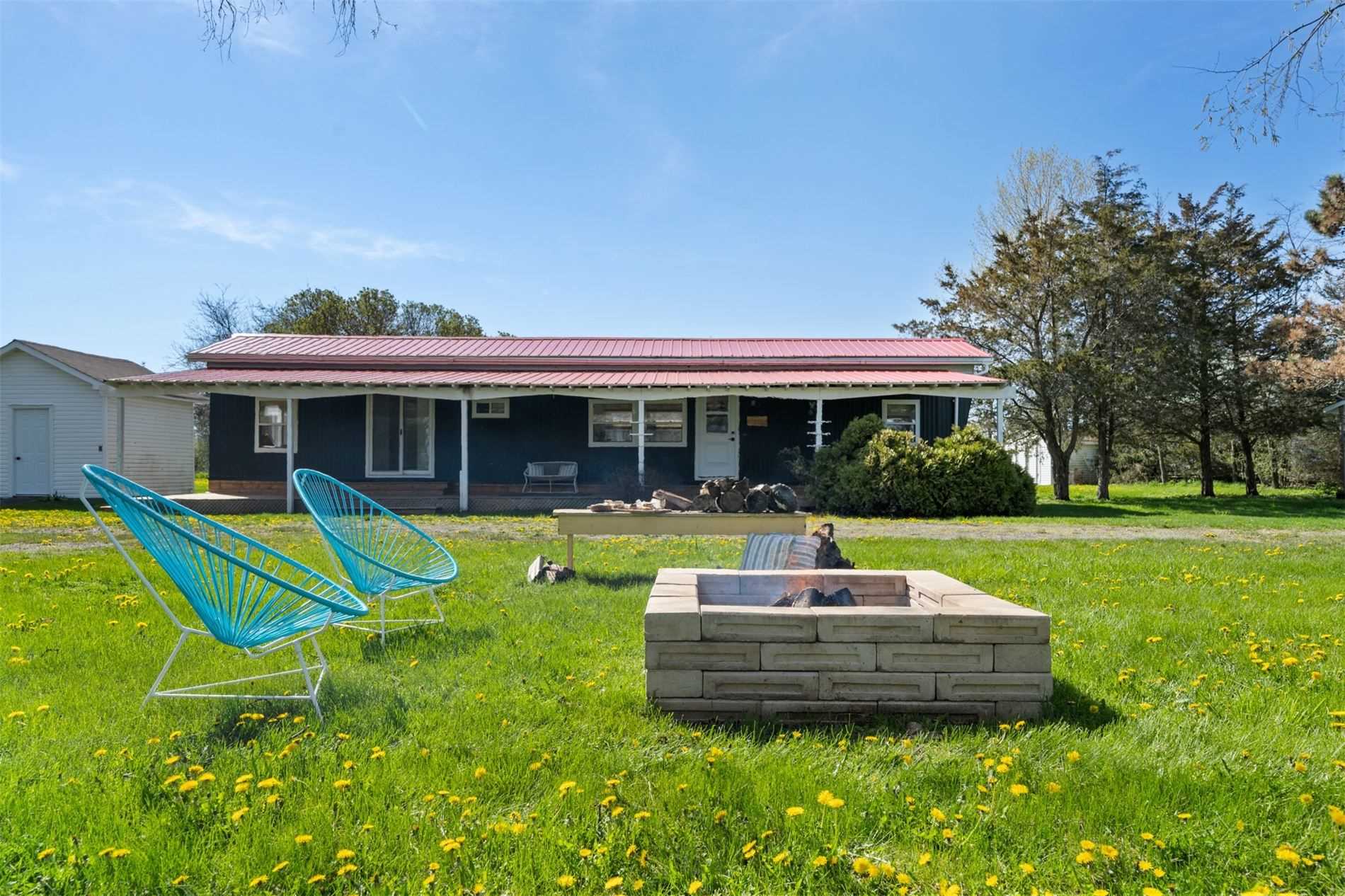 5062 Long Point Rd