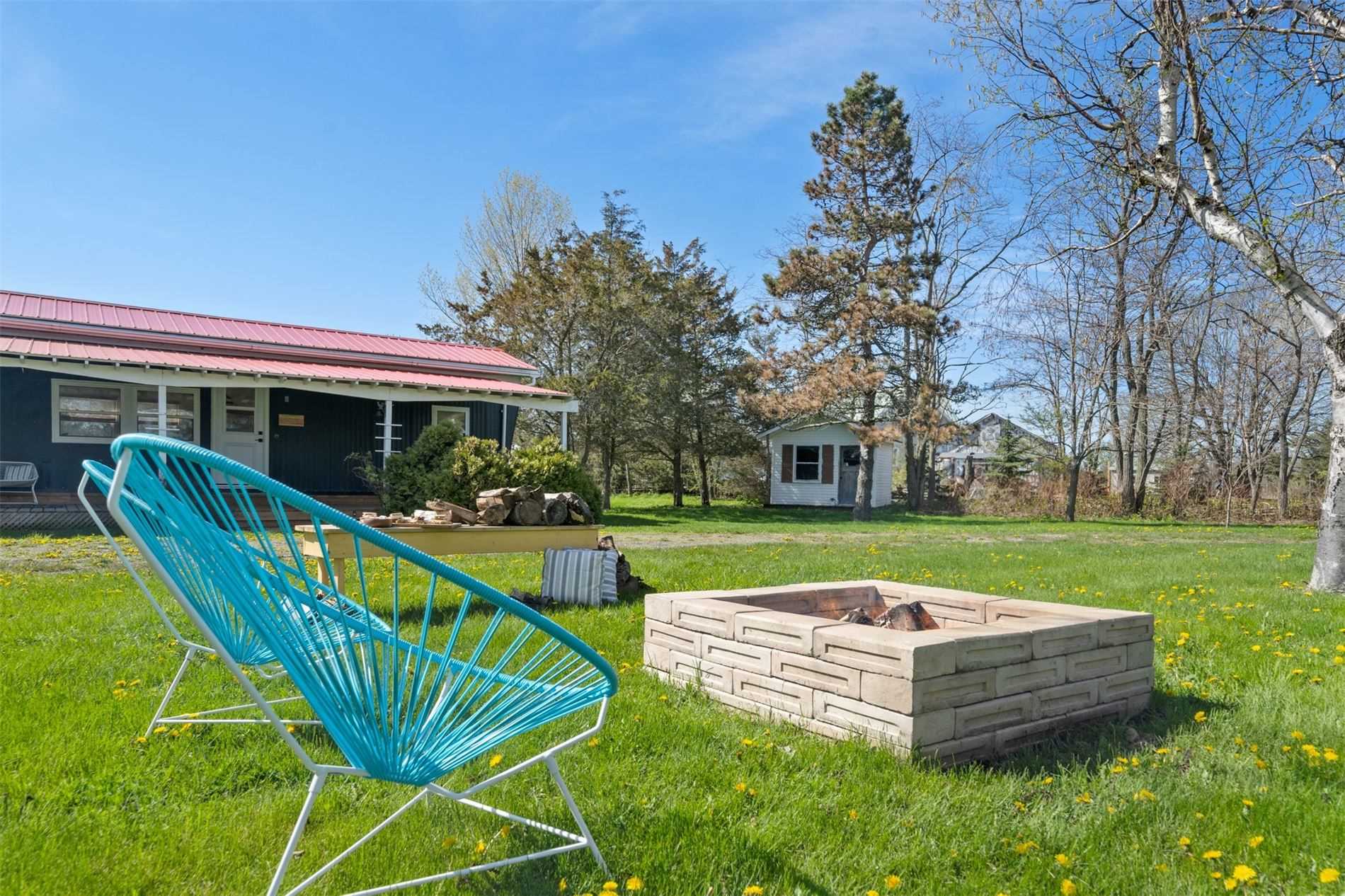 5062 Long Point Rd