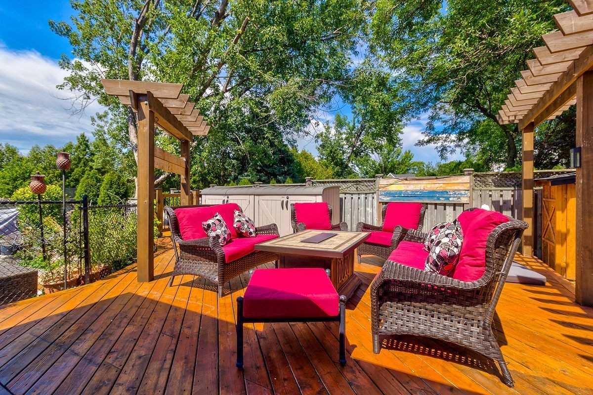 71 Richmond Cres