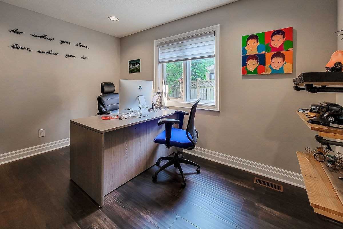 71 Richmond Cres