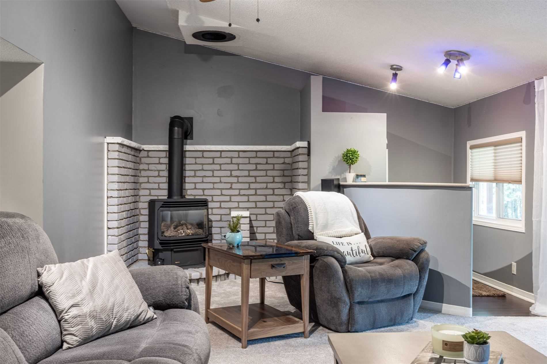 5 Dunvegan Rd