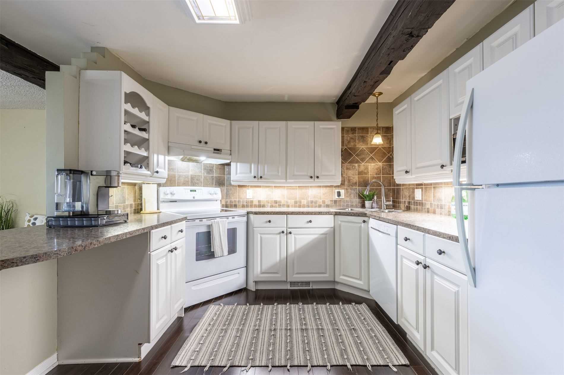 5 Dunvegan Rd