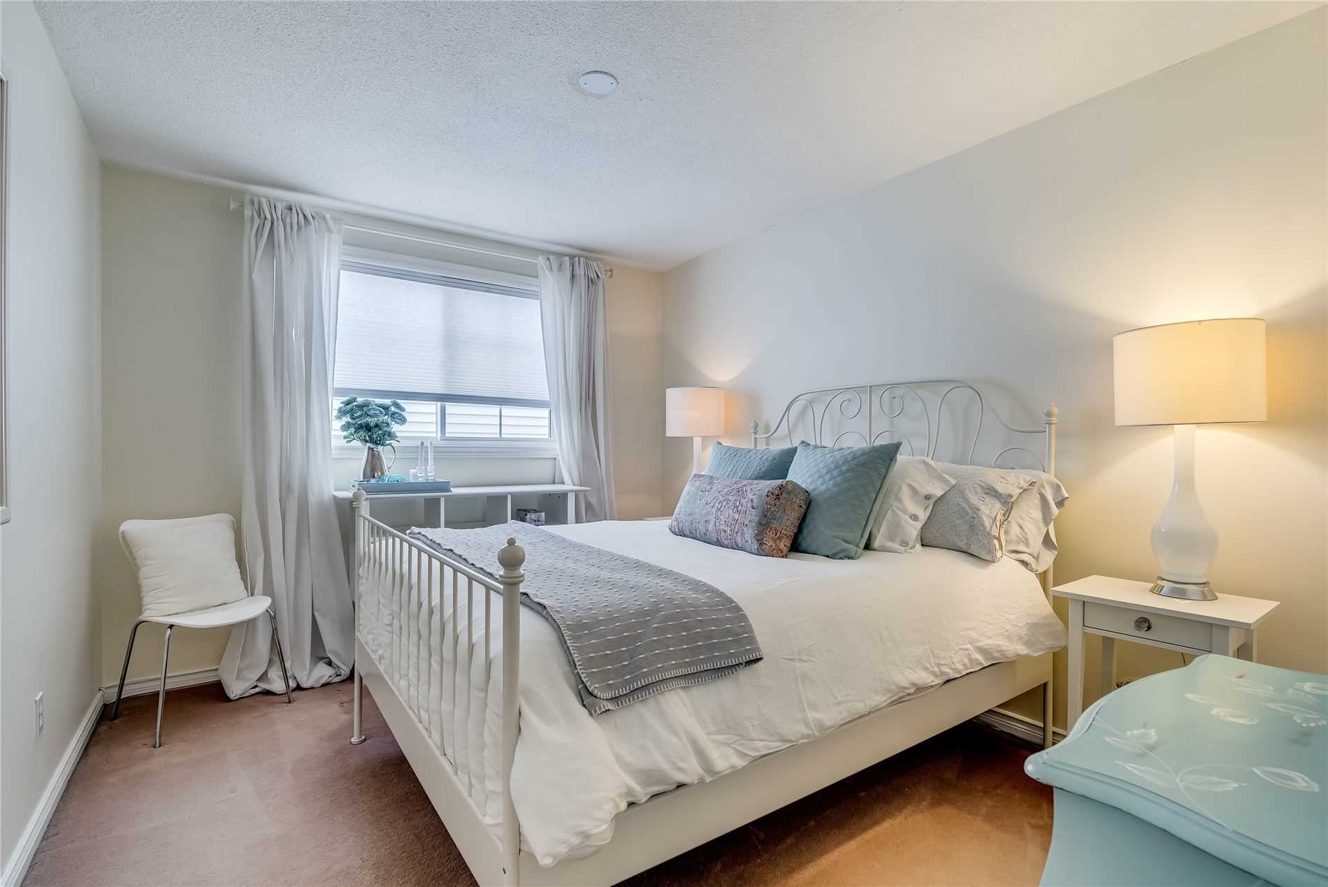 43 Oceanic Dr