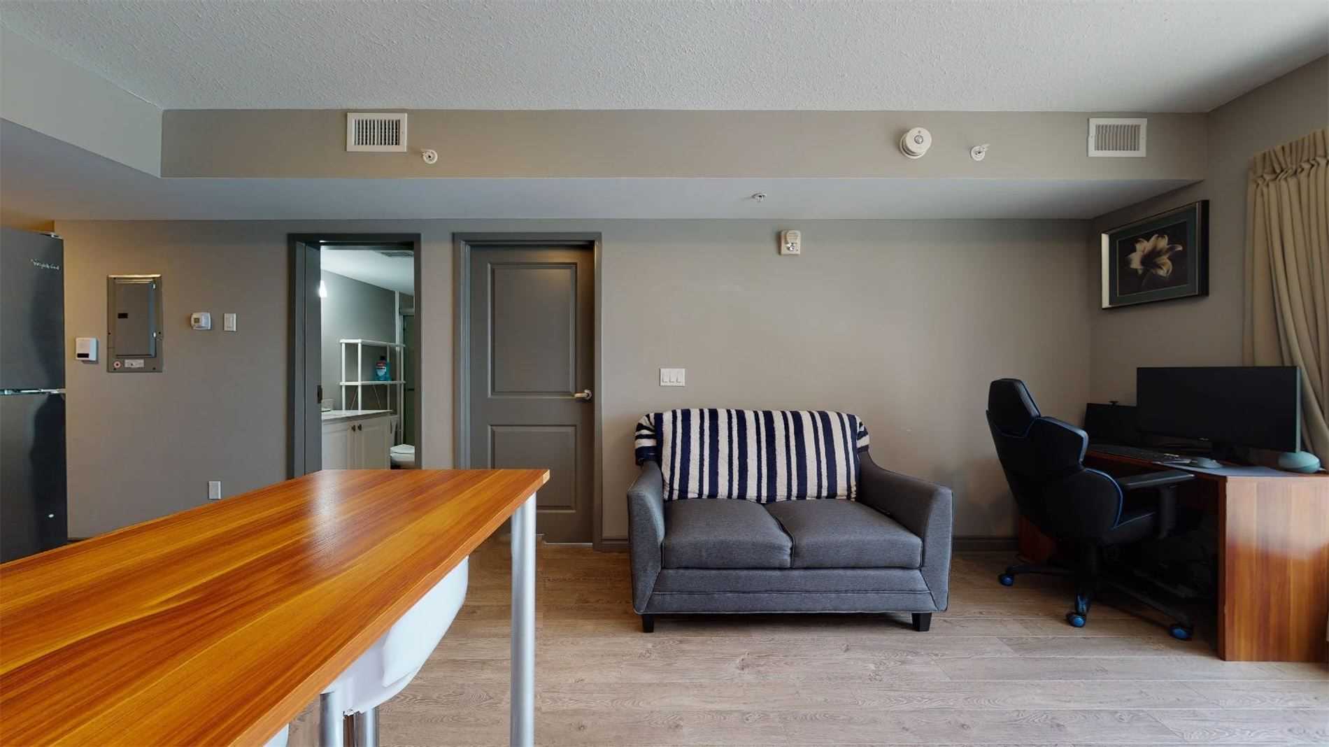 321 Spruce St, #303