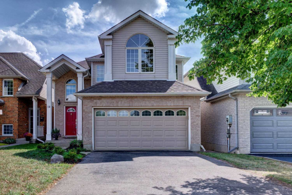 19 Periwinkle Way, Guelph