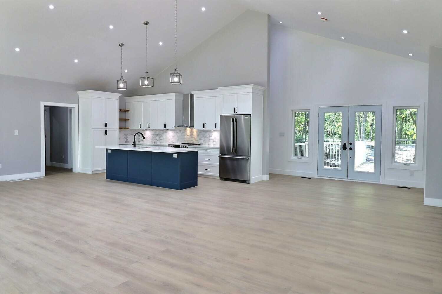 187 Lakeview Dr