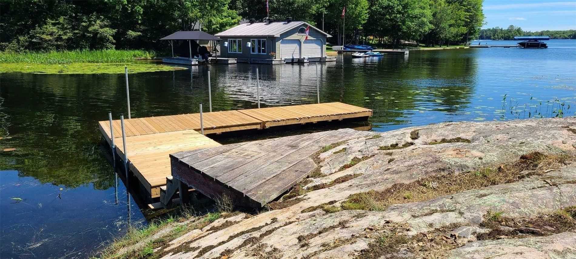 187 Lakeview Dr
