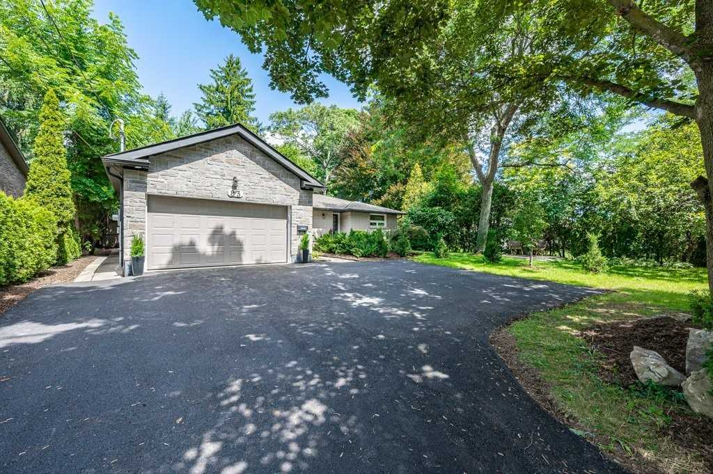 83 Jerseyville Rd E