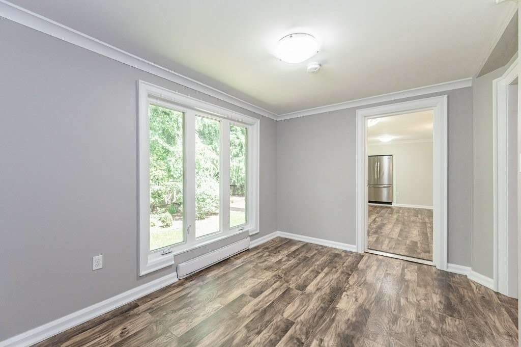 83 Jerseyville Rd E