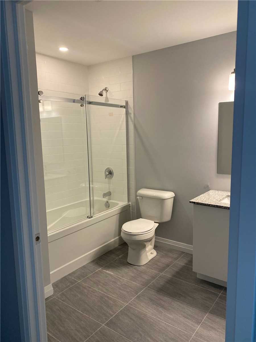 108 Garment St, #401