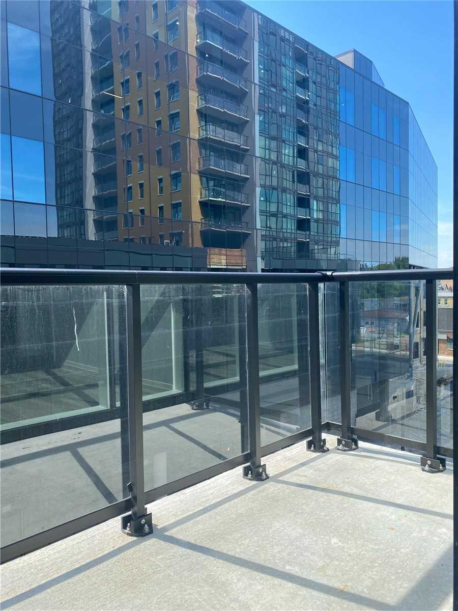 108 Garment St, #401