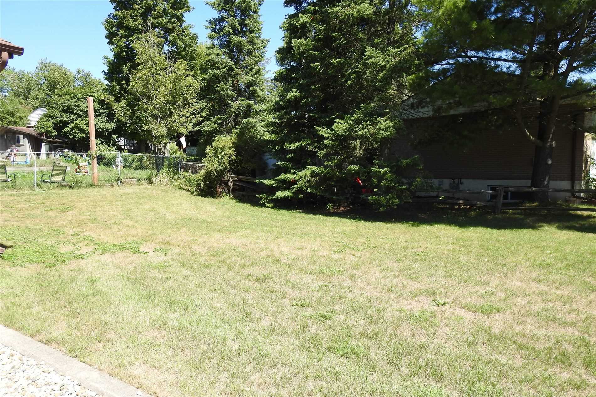 18 Church St