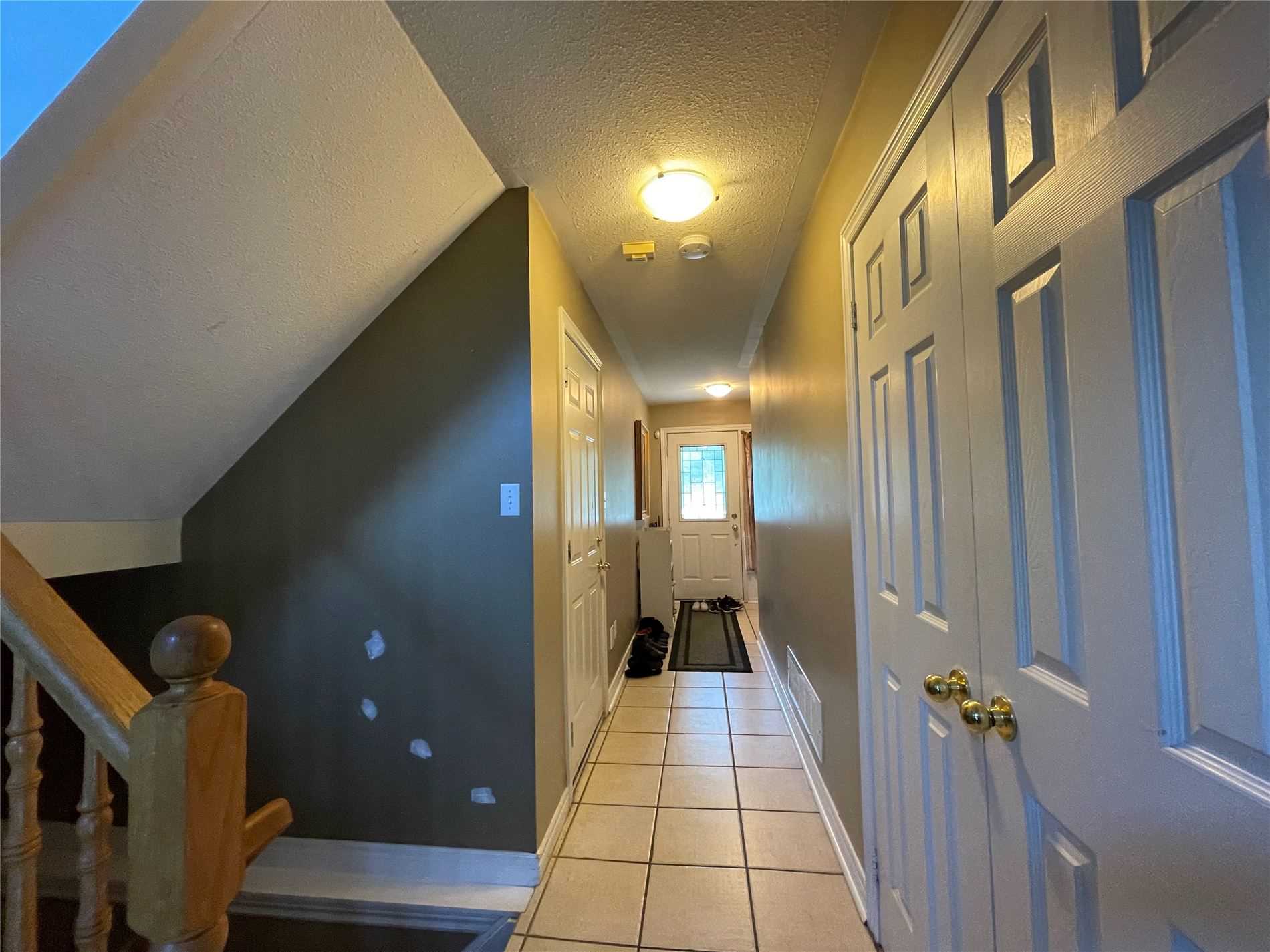 30 Robertson Rd