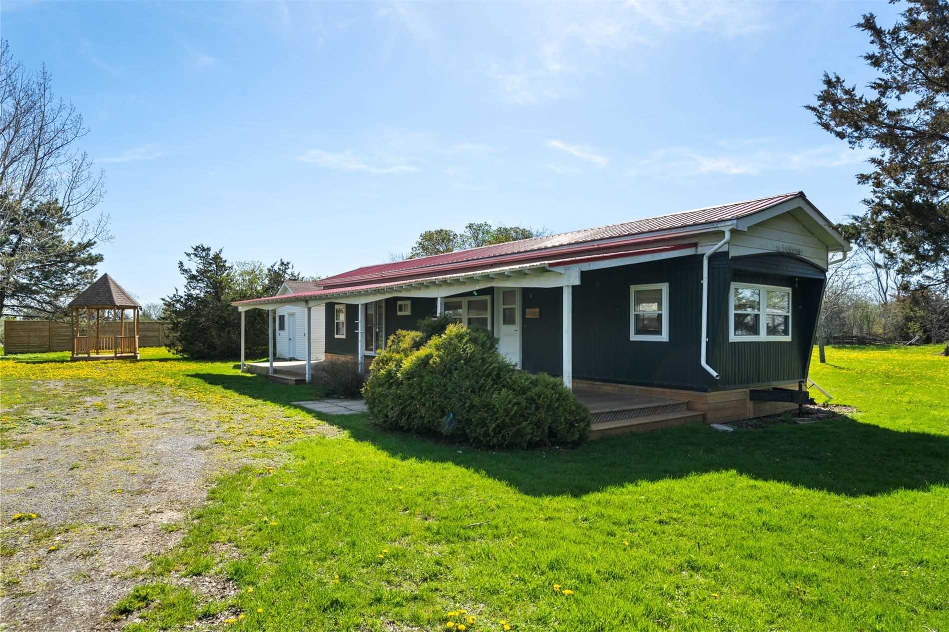 5062 Long Point Rd