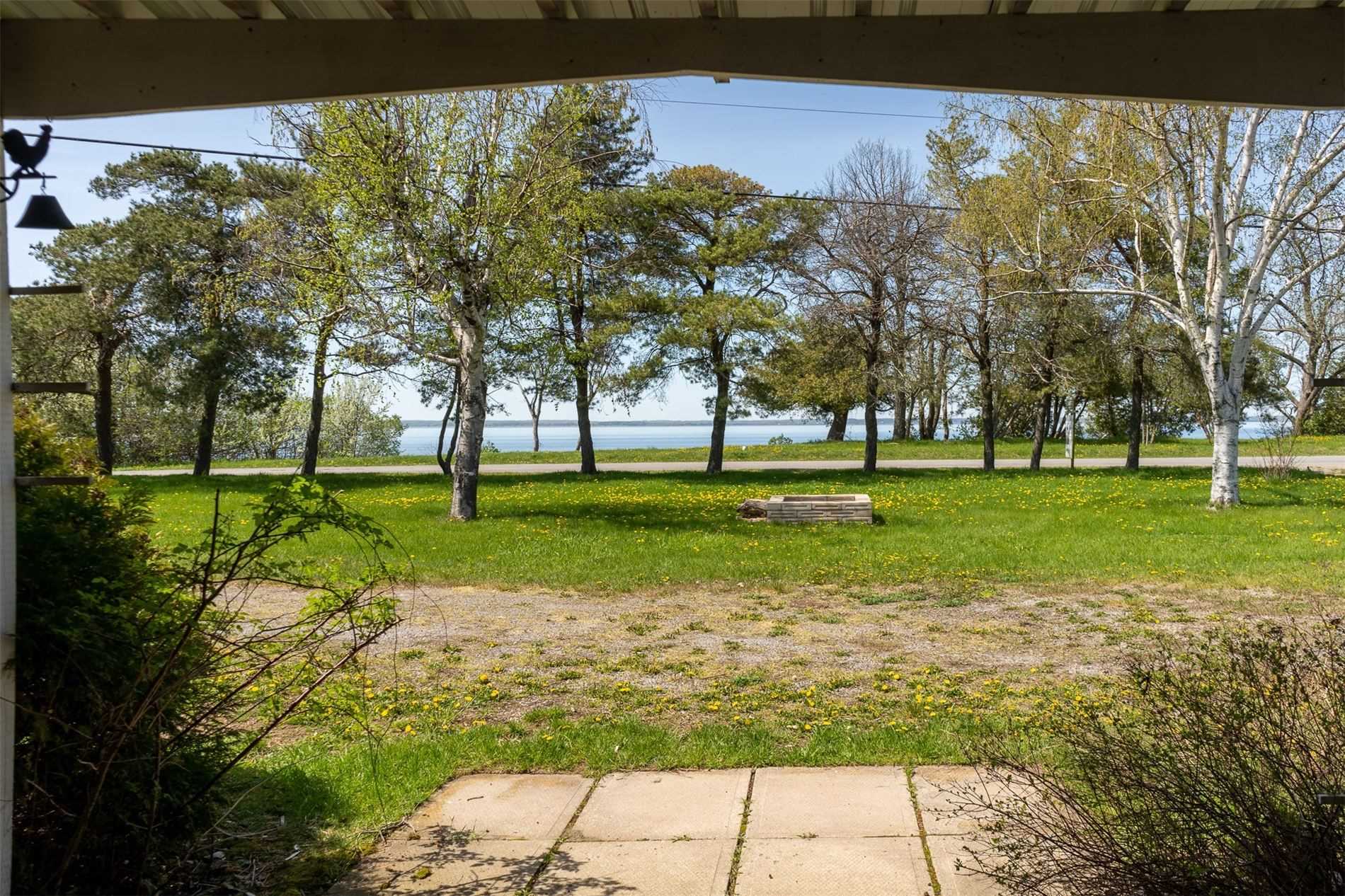 5062 Long Point Rd