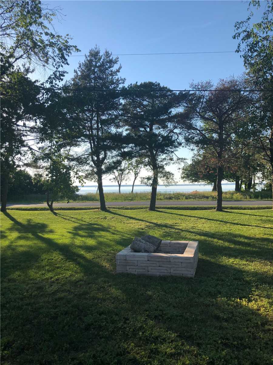 5062 Long Point Rd