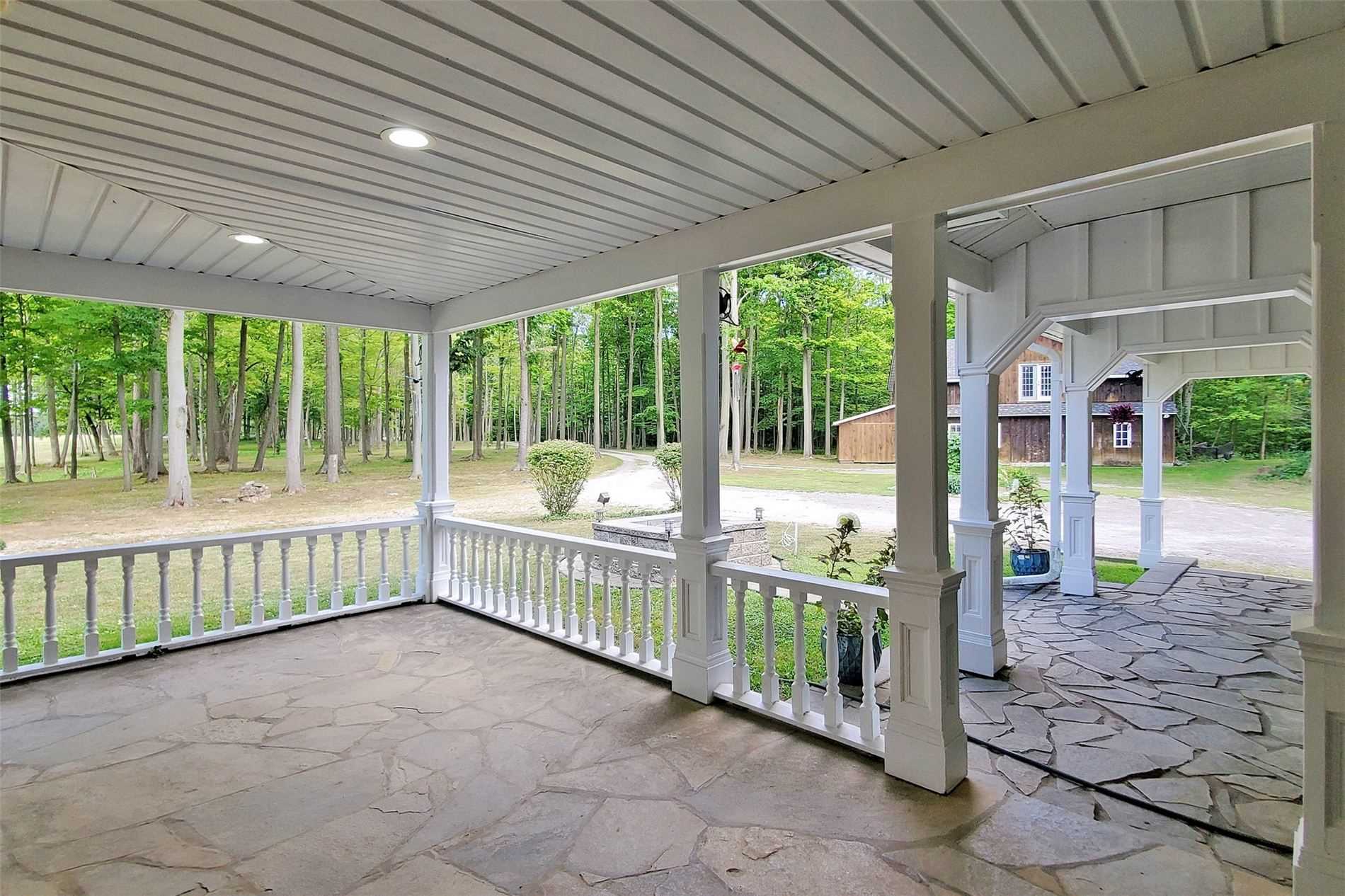 902 Shaver Rd